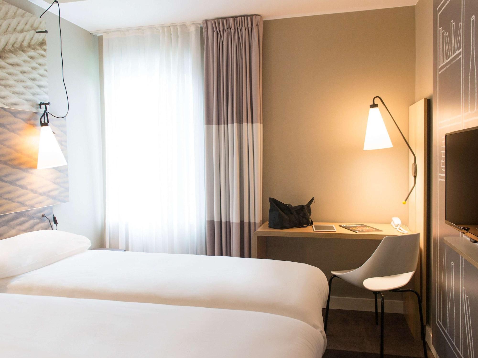 Ibis Wavre Brussels East Hotel Екстериор снимка